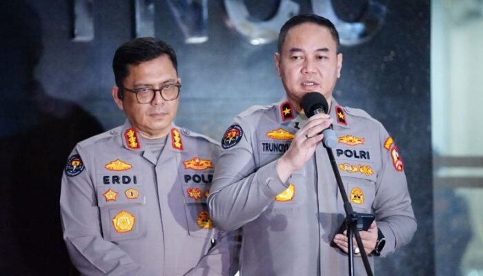 Polri Siapkan Pengiriman Bantuan untuk Korban Bencana di Aceh, Sumut, dan Sumbatr.