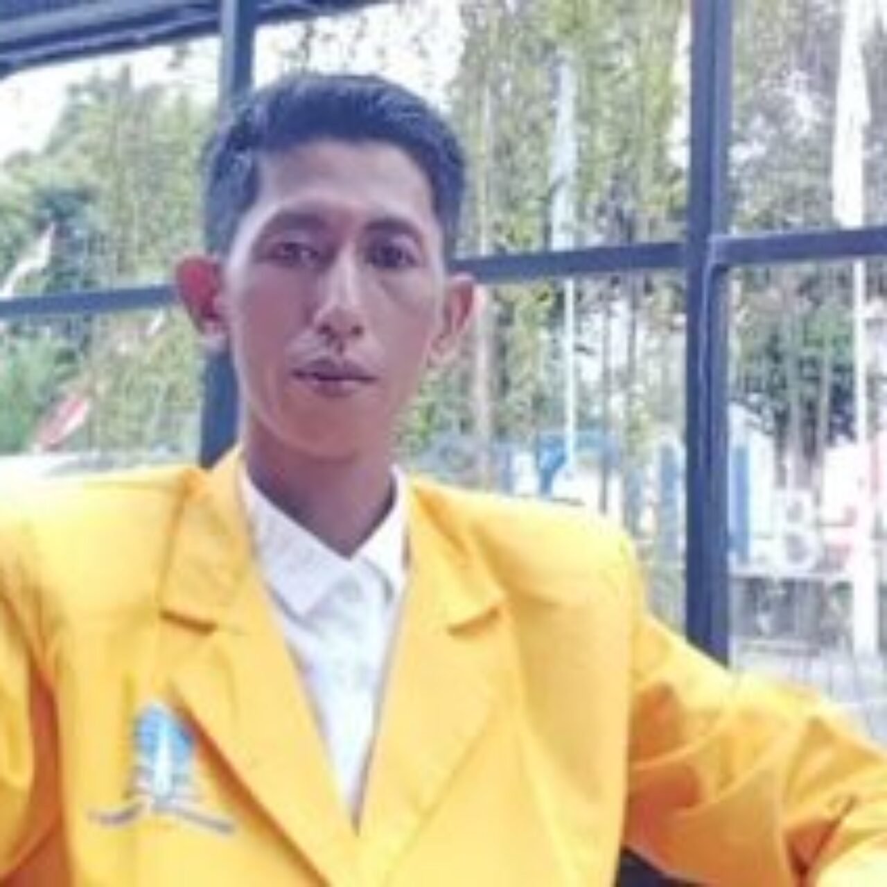 Ketika Sungai Jadi Alternatif karena TPS Tak Terjangkau?.