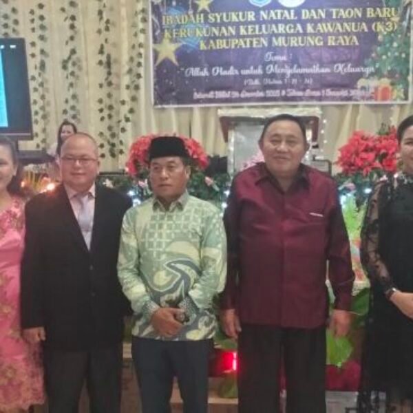 Rumiadi SH. MH Hadiri Ibadah Syukur Natal dan Tahun Baru K3 Kawanua Murung Raya