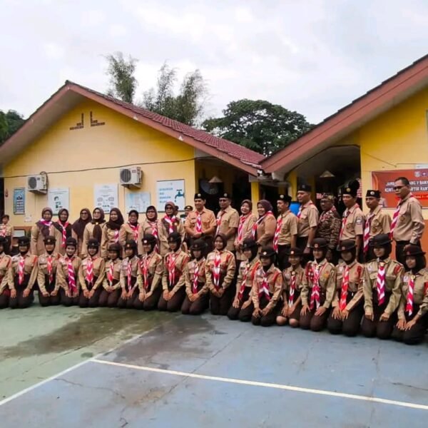 PELEPASAN 42 PESERTA JAMBORE CABANG V BANYUASIN 2026, CAMAT TALANG KELAPA BERHARAP PESERTA JADI AGEN PERUBAHAN