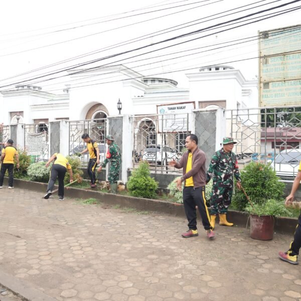Polres Banyuasin Gelar Kurve Bersama di Masjid Jumhuriyah dan Pasar Rakyat Pangkalan Balai