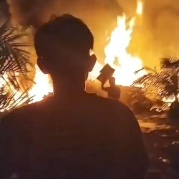DUA TITIK ILLEGAL REFINERY TERBAKAR, KINERJA POLRES MUBA DIPERTANYAKAN   